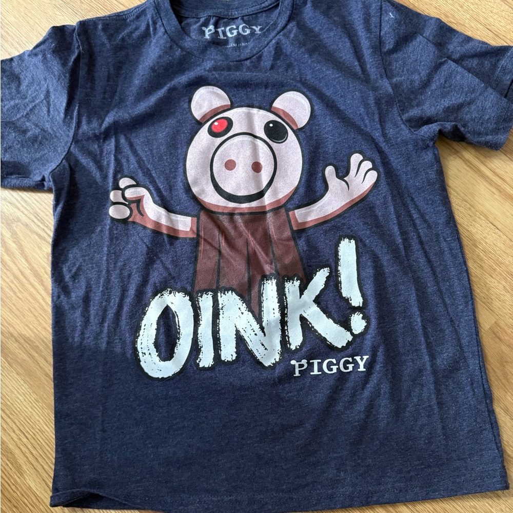 Piggy Oink Graphic T-Shirt